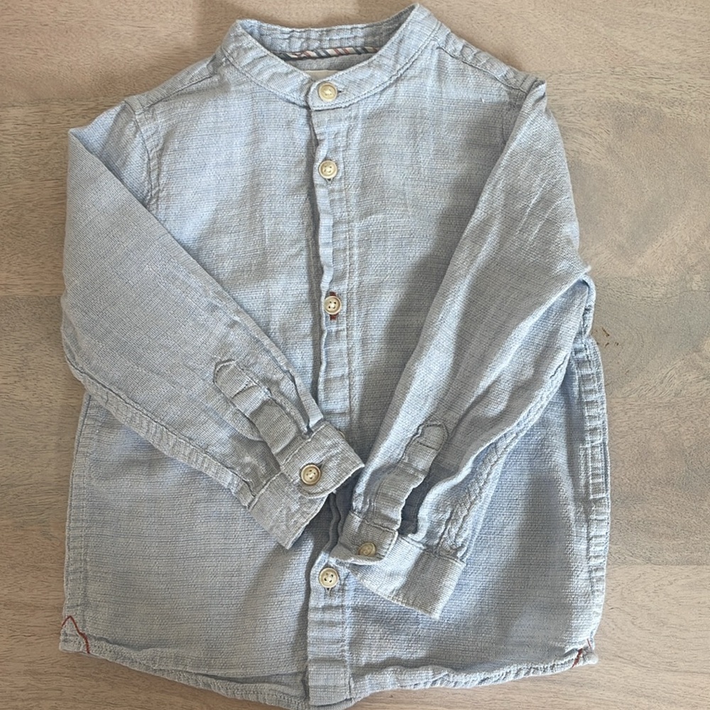 Zara basic woven button down - Picture 3 of 4